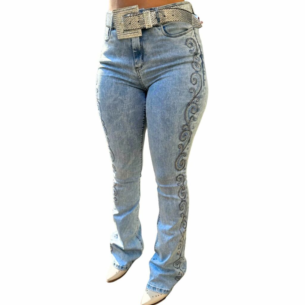 11-595e8109378066d0a217379844346436-1024-1024