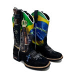 BotaFaca Patriota
                                    - Couro Cano Estampa | Gáspea Couro Nobuck Estilizado em Tilapia Preto