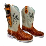 BotaFaca Mulas
                                    - Couro Cano Napa Flay Bege | Couro Gáspea Látego Queima Mostarda Aramado | Mulas Preto