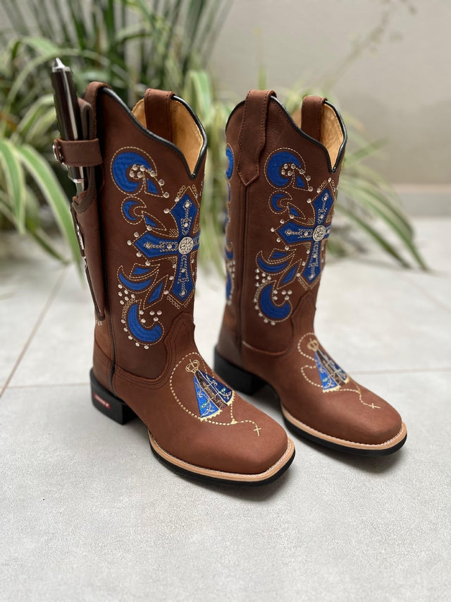 228a11f9-aff3-41a8-b1b7-4c40ab91d99c-572de9f684835c270517215745560381-640-0