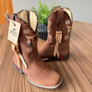 Texana Helena Infantil - Couro Horse Nescau/Bordado Touro 3D Laranja com Trice