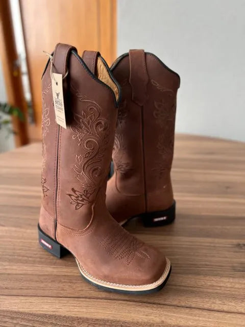 2ab4db8f-82a8-423f-8c1b-229ae9ea6d68_640x640_56634d7c-c1f4-4a3f-8645-ed06047b473a