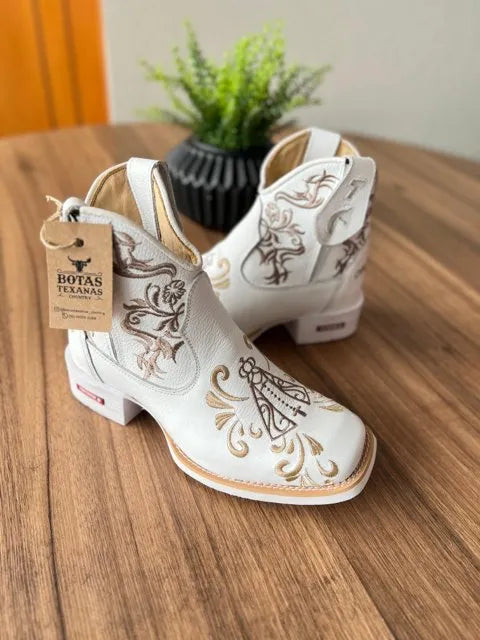 5f5c8bdc-9f3a-44da-a04f-f987b4dc6eb4_640x640_1b83c9d5-5df8-43fa-9c14-47d764e4aedb