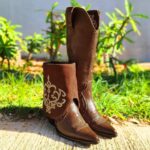 Bota Fem West Country Bico Fino Amarula