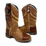 BotaFaca Americana Gold
                                    - Couros Fóssil Havana e Havana Chapado | Bordados Estrelas | Tons Marrom e Bege