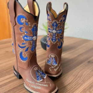Bota Texana Amora 3 - Couro Horse Nescau/ Laser Bordado Cruz Azul