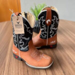 Texana Enrico Infantil - Couro Látego Preto e Horse Telha/Bordado Ramos Branco