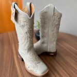 Texana Alice - Couro Off-White/Bordado Tribal Bege/Metais