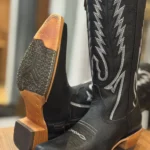 BOTA BICO FINO GOYAZES