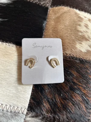 Brinco ferradura semijoia