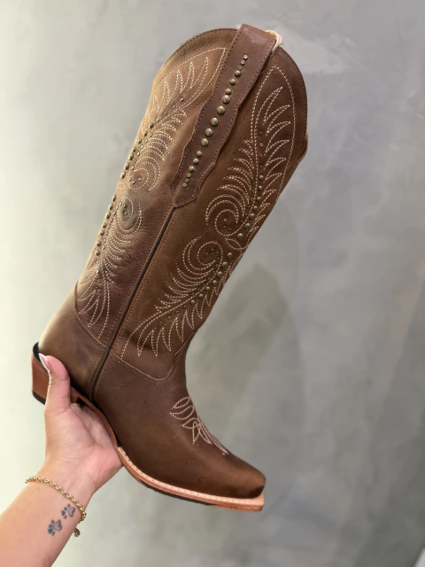 Bota Goyazes Bico Fino marrom - Imagem 2